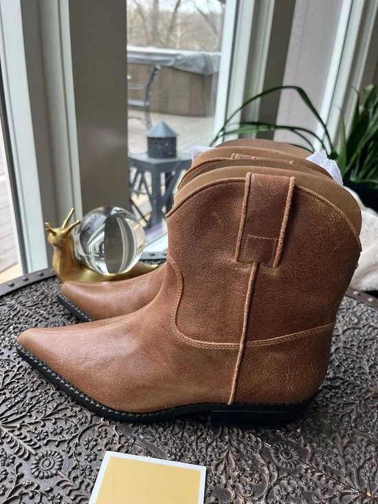 NEW MICHAEL KORS NOEMIE DISTRESSED WESTERN BOOTS IN LUGGAGE 8.5 - Picture 7 of 12